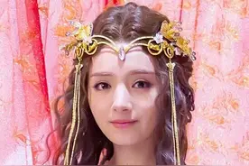 冯绍峰林允一起买家具，麦迪娜姜潮疑似同居，还牵扯了马天宇！图片