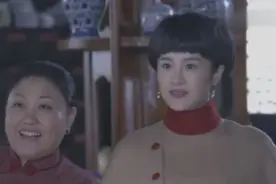 心蓝郑婶走路扭屁股，天行就站在后面，这场面可真是辣眼睛啊视频封面