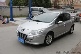 4万二手车推荐帕萨特 标致 世嘉 荣威图片