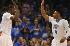 杜兰特：我和威少关系依然不错图片