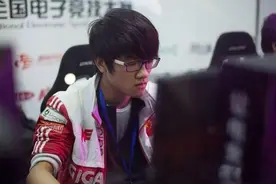 发誓不上王者不直播的若风，现在排位战绩如何？果然惨目忍睹啊！图片