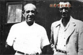 世界上真有三条腿的男人图片