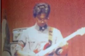 1983年3月6日吉他比赛中的家驹罕见资料图片