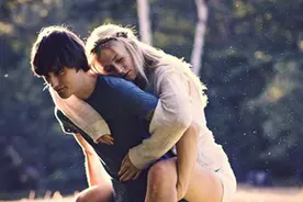 选择一个适合类型的男友在一起有多重要？图片