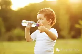 宝宝秋季腹泻怎么破？图片