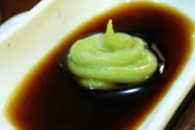 试试一口气喝下一碟芥末什么感觉？图片