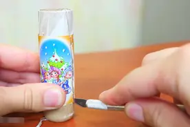 打中靶心也不知道，拆开烟花可以给予你提示图片