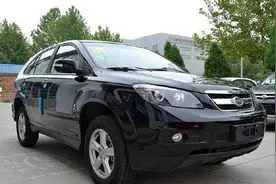 奔驰ML350和比亚迪S6相遇，这两者会擦出什么样的火花图片