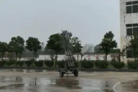 定远人工降雨你见过吗?火箭弹发射瞬间，太牛了！图片