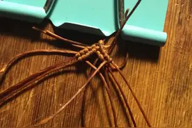 做个义卖的小手链 diy手工部落图片