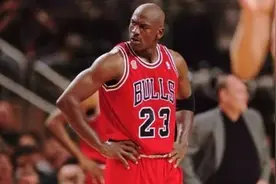 NBA现代五大最具有统治力的总决赛表现，韦德不输詹姆斯！图片