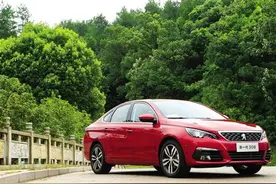 试驾东风全新标致308：脱胎换骨图片