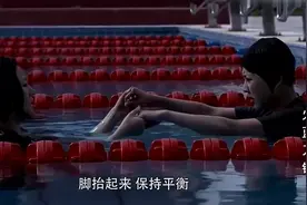 海军陆战队的士兵不会游泳，面对接下来的考核她该怎么办视频封面