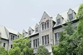 美女老师找上富家少爷，富少诧异：你居然还会管我视频封面