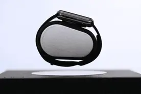 撩妹新技能 这样给Apple Watch充电最飘逸图片