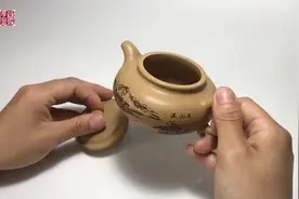 用紫砂壶泡茶后出现肠胃不适，说明一定是化工壶？视频封面