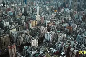 香港最穷的一个区，家庭人均月收入依然能达到14000元！视频封面