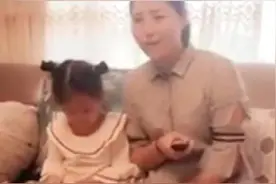 东北萌娃何一诺真逗！和小姨的对话真可爱，笑喷了视频封面