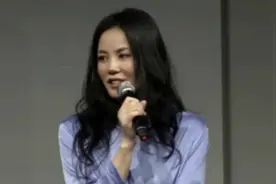 一张图告诉你王菲在乐坛是怎样的存在视频封面