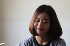 美女应聘被问到一个很隐私的问题，得到答案后，面试经理凌乱了视频封面