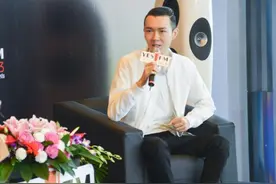 方大同张靓颖再合作演唱《无所谓》 合作默契令人过耳不忘图片