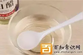 怎样去除衣服上的各种污渍,还能防掉色图片