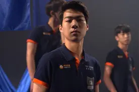 Smeb：我劝表弟，不要打职业图片