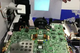 「投影机维修」开机有光但不出图像（上）视频封面