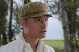 曾学画画8年，还曾是胶片时代的摄影师，被冠为文艺痞帅男神的他如今在做菜图片