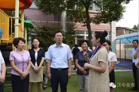 关注市级领导齐出动 你知道去看望谁了吗图片