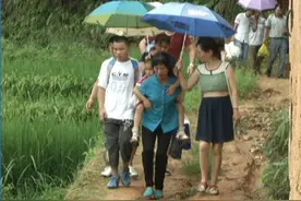 寻找王三十年寻亲路遭家人反对 如何争取养母同意？图片