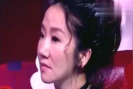 戴上面具的蒋欣唱起歌感动全场，唱的简直太走心了，巅峰了视频封面