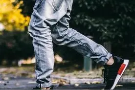 如何用裤子拯救运动鞋的时尚品味？图片