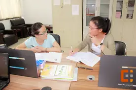郑州82中师徒结对共助成长图片