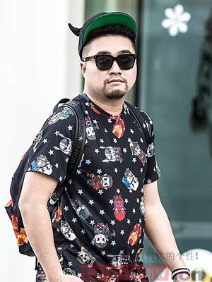 胖子圆脸适合烫什么发型男,微胖圆脸男人该剪什么发型?让你瘦脸有道!