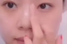 鼻子毛孔挤出的黄色条物是什么？视频封面