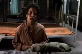 维和部队士兵落入塞尔维亚军队手中，女兵被直接扭送进兵营