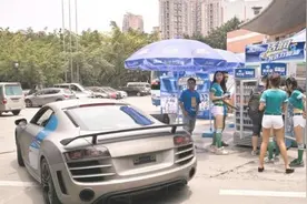 富二代大学豪车堪比车展 学生学费7万美金图片