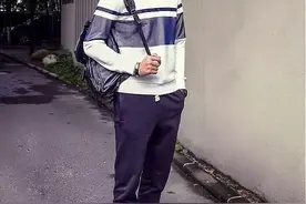 ABONI秋季百搭长袖T恤 让你潇洒出行图片