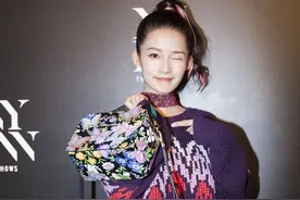 李沁惊艳亮相时装周大获好评！那个期待很久的沁妹子完美回归！图片
