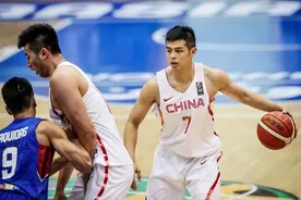 中国男篮“最粗大腿”，未来核心，他才是中国的旗帜球员图片