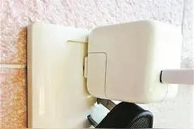 二孔三孔插座不能同时使用怎么办？很多人都后悔知道的太晚了！!图片