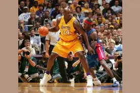 NBA最强单挑王是谁？乔丹or奥尼尔图片
