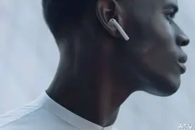 原本只是嘲讽「AirPods」的恶搞配件，却被果粉强烈期待图片