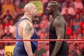 WWE与NBA的碰撞：奥尼尔对阵大秀哥，小牛老板带人砸场子图片