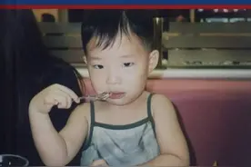 YG乐童音乐家的哥哥李灿赫生日粗卡！图片