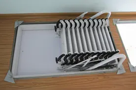 这大概是世上最省钱的楼梯！居然还能收缩，真是活久见！图片