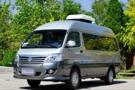 国产最便宜的房车：12万可买内饰豪华，给你家的感觉图片