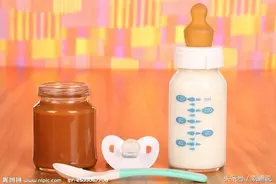 孕妇补充奶粉的重要性，如何挑选孕妇奶粉。图片
