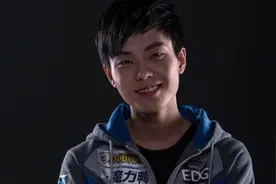 LOL你第一次拿5杀的时候是什么感觉？最后小编的感觉火了！图片